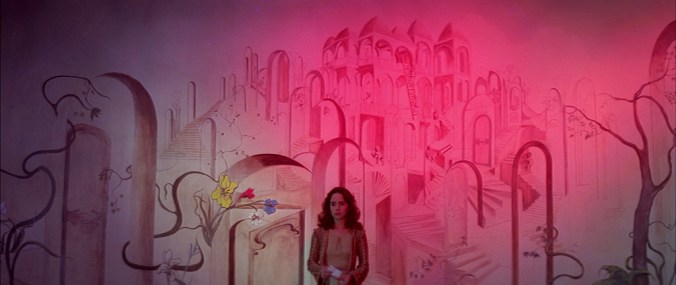 large_suspira_blu-ray4