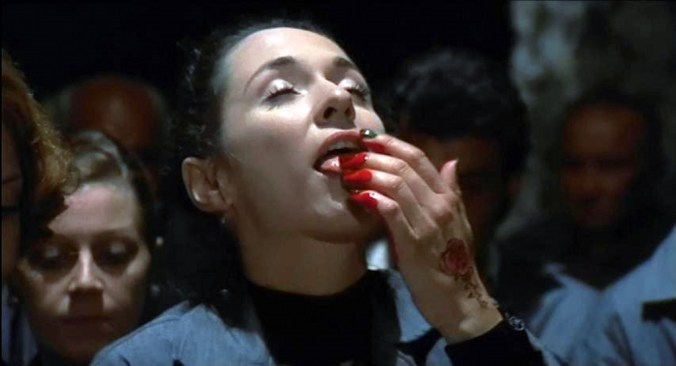 The Perfume of the Lady in Black 7