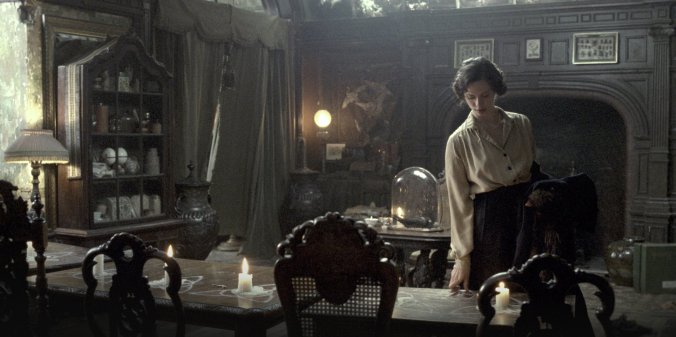 rebecca-hall-the-awakening